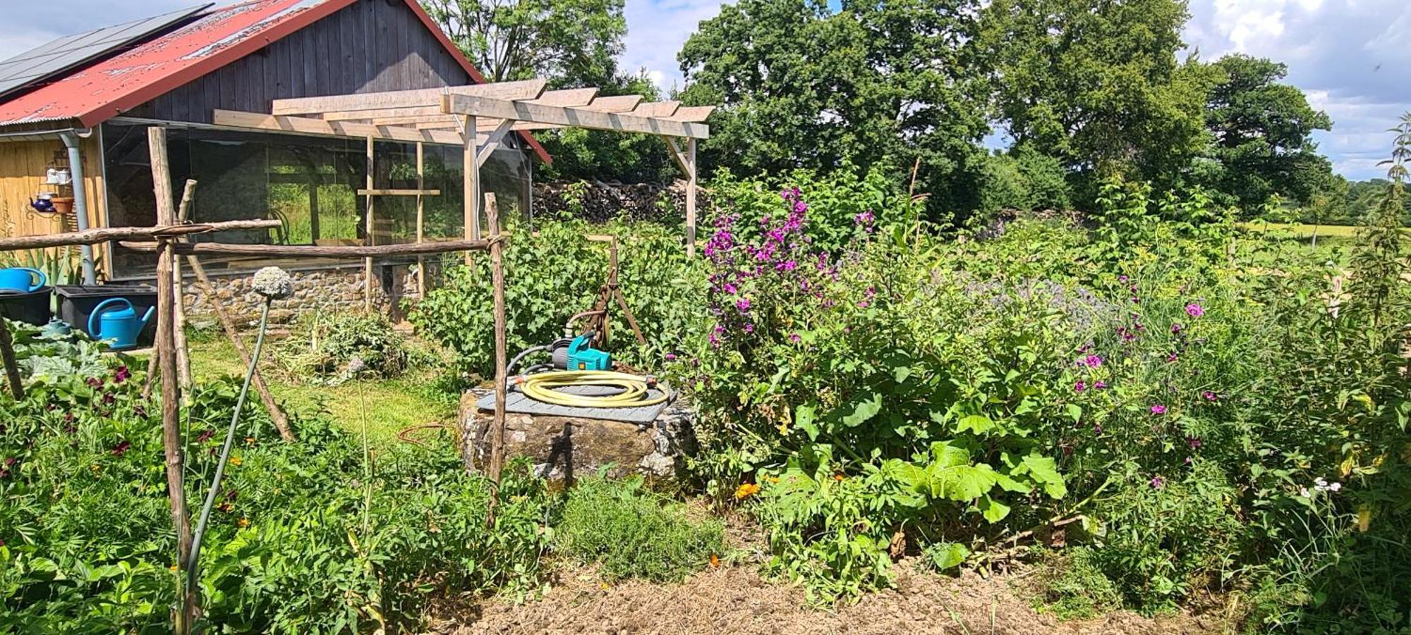 Roulotte A La Ferme Buissonniere Villa La Lande-de-Louge Exteriör bild